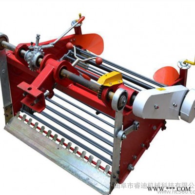 牵引式土豆收获机 板蓝根收割机的视频