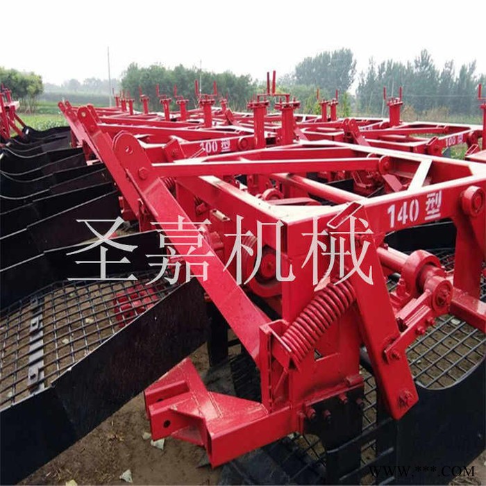 包头黄芩药材起挖机促销 圣嘉丹参 苦参药材挖掘机 厂家现货图3