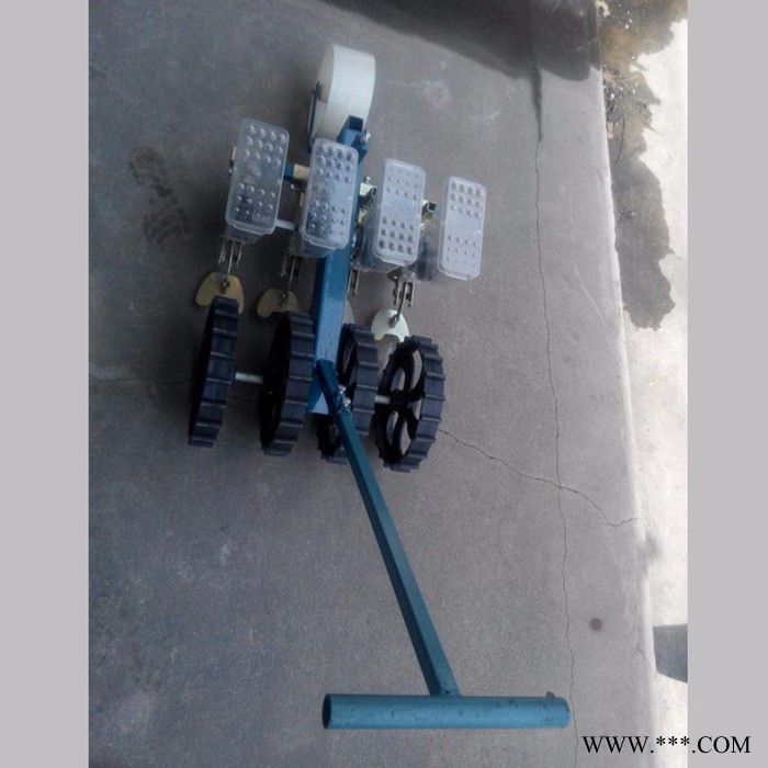 高梁芝麻免间苗播种机 四六行辣椒白菜播种机 启航小麦水稻山药施肥机图6