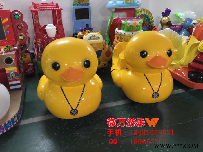 微万V-101大黄鸭摇摇车图2