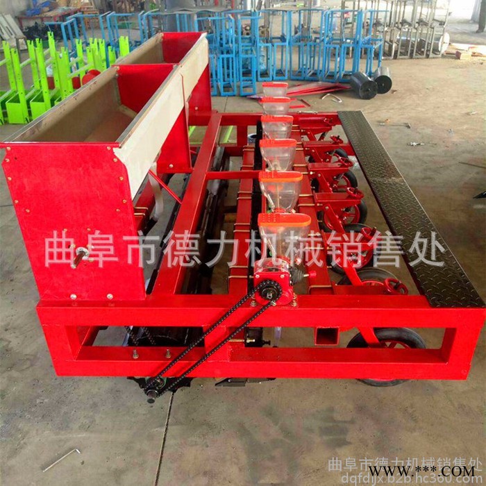 柴胡用播种机 4轮牵引式苜蓿精播机 节能施肥播种机图4