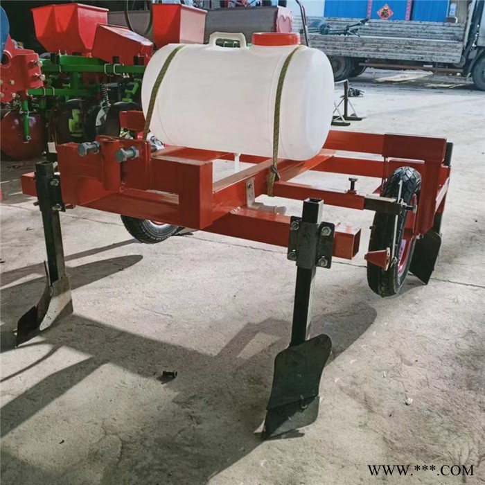 益锦厂家山药小型农用覆膜机 加厚型犁铧式地膜机 柴油大马力药材铺膜机图3