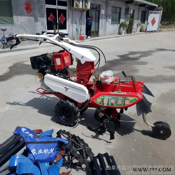 富兴汽油多功能旋耕机 大葱山药开沟机 农用大葱培土机型号图8