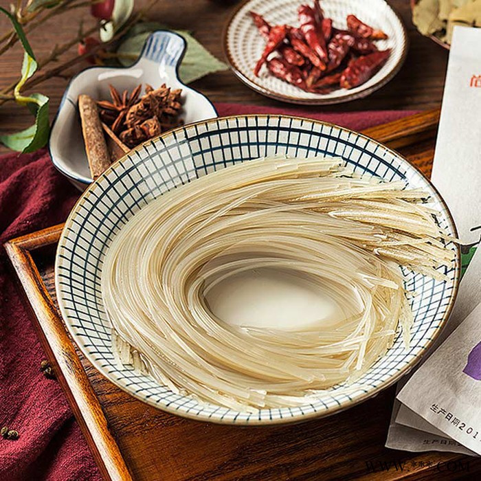 山东商用红薯粉条机厂家 出机自熟地瓜山药粉条机图7