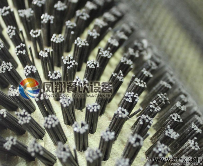 直销全自动毛辊清洗去皮机 洗白萝卜机 麻山药土豆红薯去