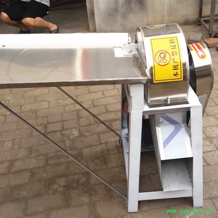 志恒** 根茎药材斜切片机黄芪杖鸡血藤切片机 大型杖藤干湿转盘式切片机 木材根茎药材削片机 切药材机器图6