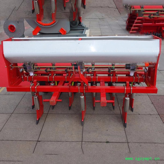 牛膝种子精播机价格 高粱谷子种植机 富兴批发多功能播种机图4