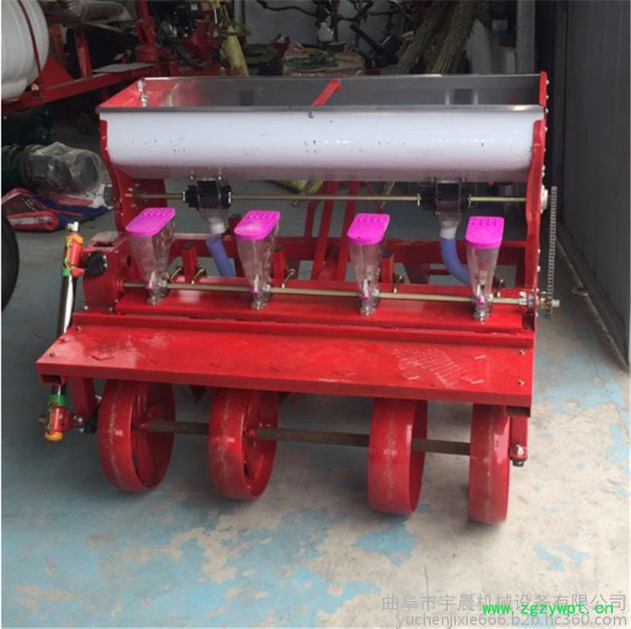 内蒙古白头翁精播机 宇晨七行谷子苜蓿草精播机 西洋参精量埋线机厂家图6