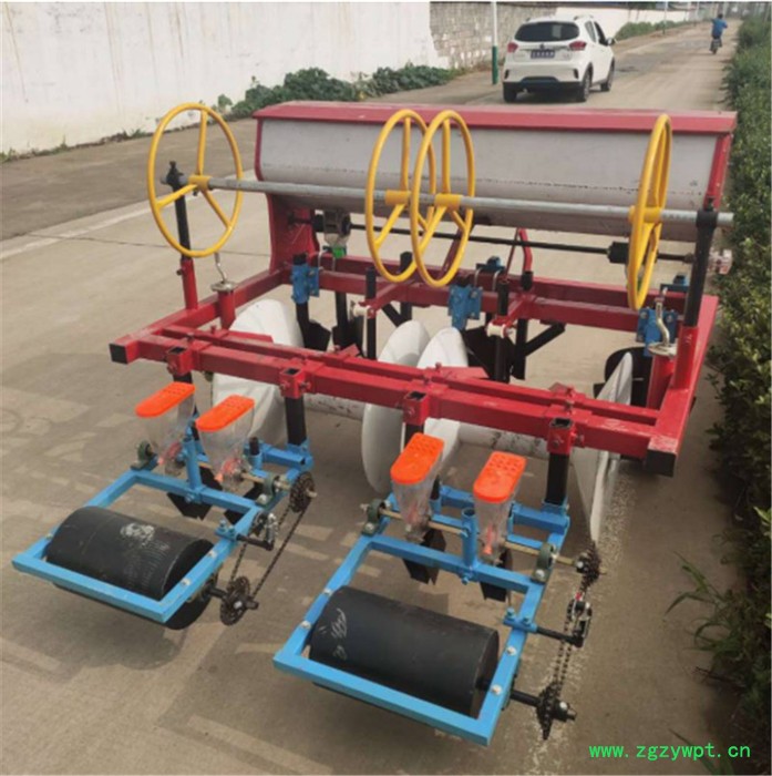 柴胡播种机 宇晨白芷条播机 射干播种机 哪有卖苦参精播机图7