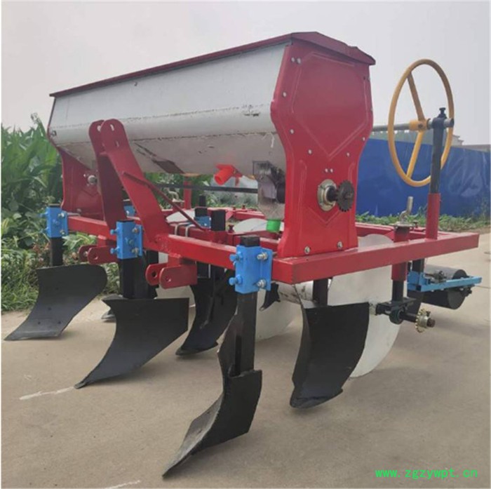 柴胡播种机 宇晨白芷条播机 射干播种机 哪有卖苦参精播机图4