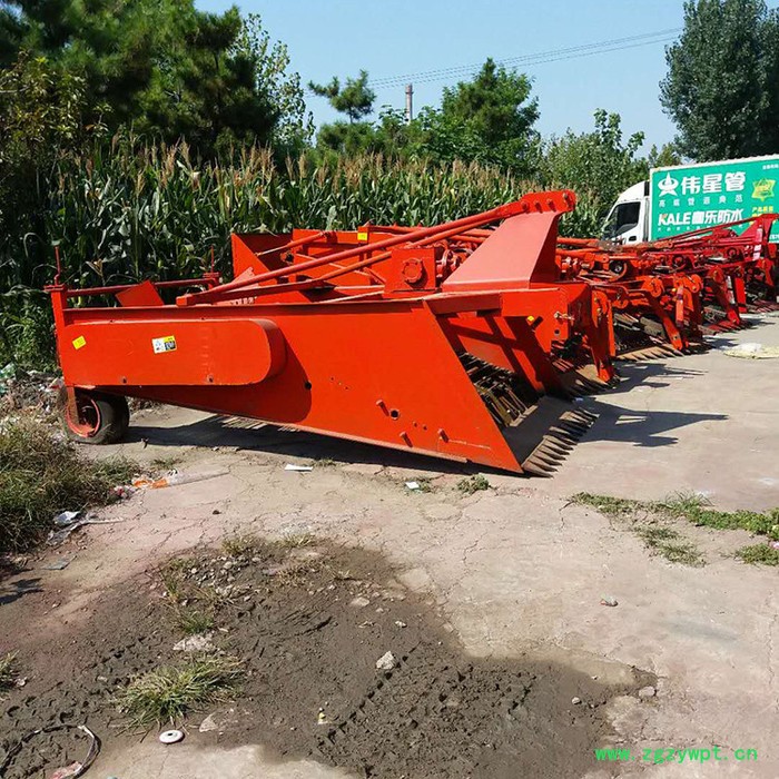 甘草挖药机 葛根药材挖掘机直销 融兴 甘草挖药机 沙参收割机械图6