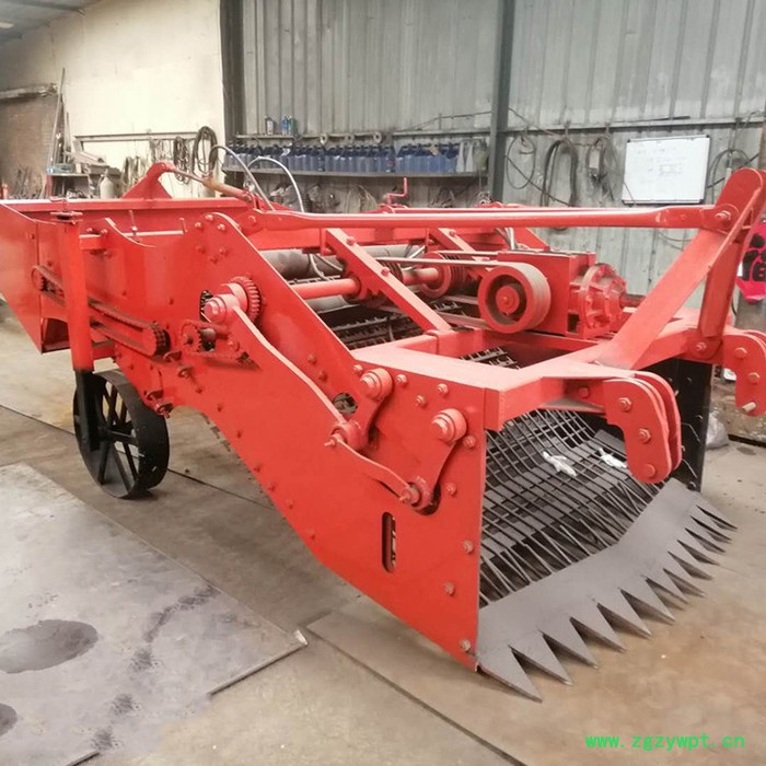 甘草挖药机 葛根药材挖掘机直销 融兴 甘草挖药机 沙参收割机械图8