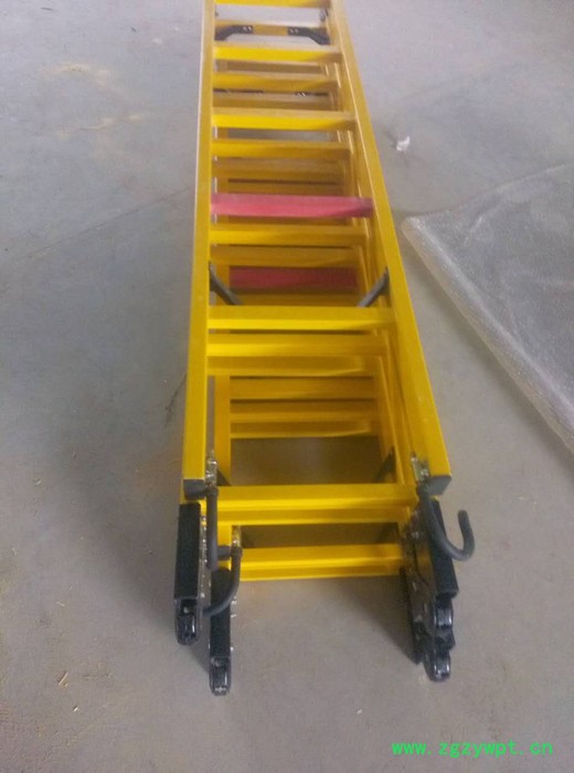恒龙  铝合金梯    接触网检修梯   可折叠梯 便携式铝合金折叠梯  铝合金蜈蚣梯图6