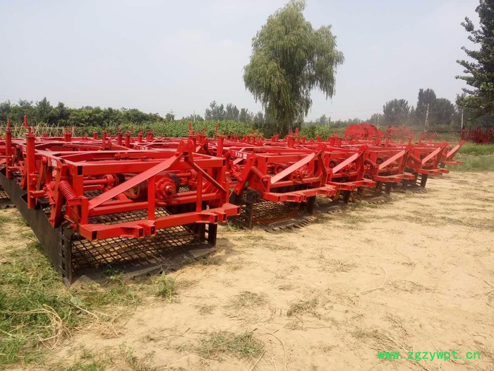 **安国尚锐180 型白茅根桔梗震动式药材收获机图7