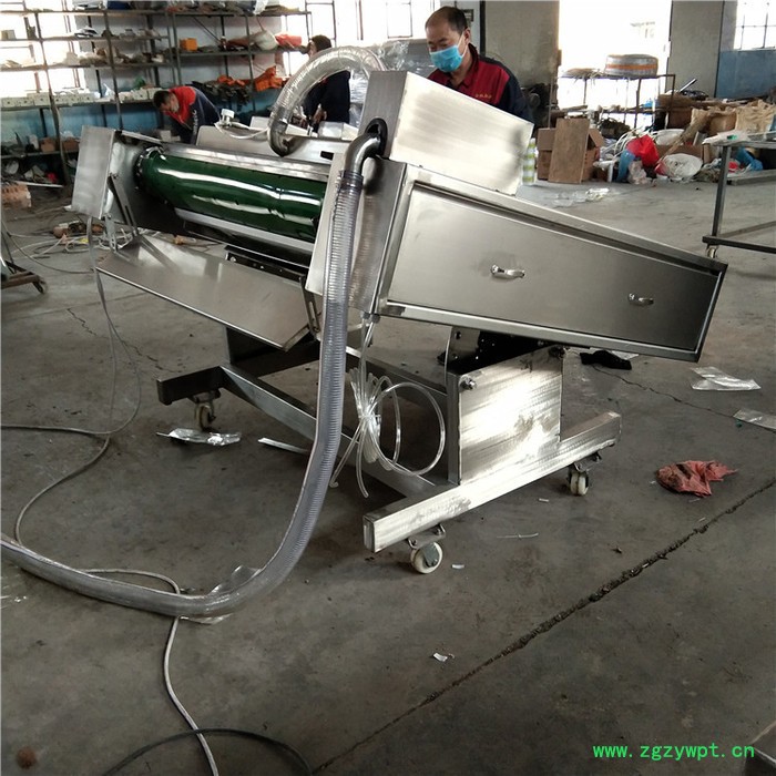 义康牌GDS-1000型连续式真空包装机  羊蹄真空包装机  羊杂滚动式包装机图5