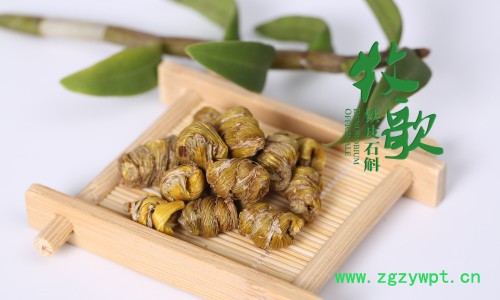 牧歌竹乡系列·长款礼盒特级铁皮枫斗100g；特级铁皮石斛纯粉100g