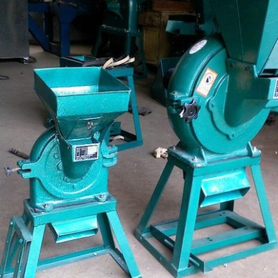 供应山东粉碎机 大豆粉碎机 大米粉碎机 薏米粉碎机 灵芝粉碎机
