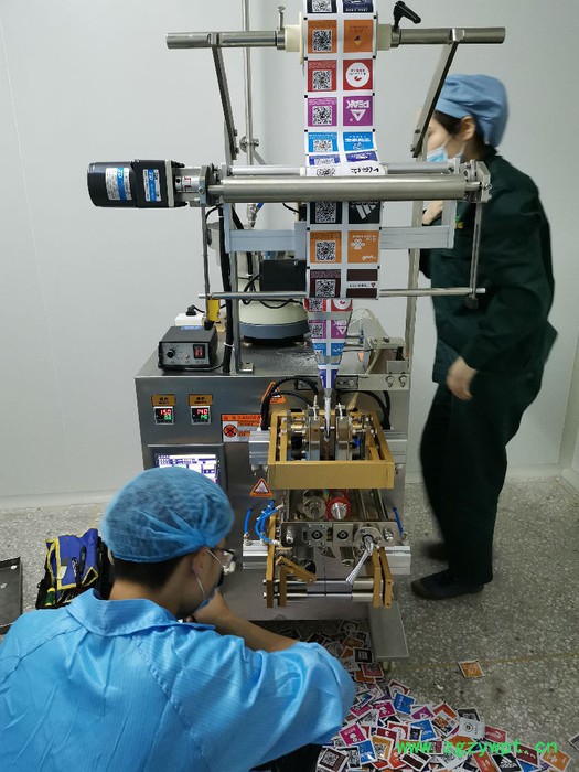 郑州图钉数粒计数包装机全自动药片包装机 颗粒牛奶糖包装机械设备图7