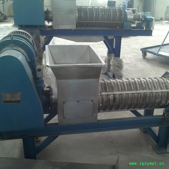 贵州毕节中草药渣螺旋压榨机药材固液分离设备、药渣脱水压榨机图5