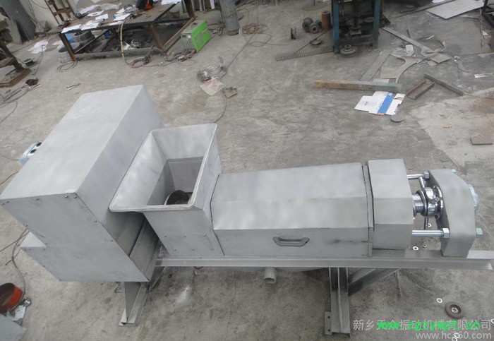 天众生产1.5t当归头中药材脱水螺旋压榨机、中药渣螺旋挤干机专业生产厂家生产压榨效率高图4