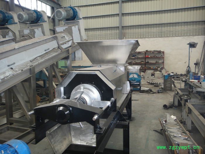 红豆杉果榨汁机、红豆杉果压榨机、红景天、五味子药渣药材压榨挤压机、药材药渣固液分离机规格齐全压榨充分图3