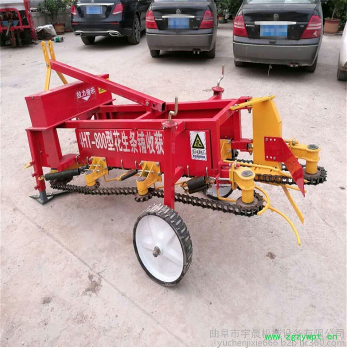 新型花生收获机 宇晨拖拉机带的平地起垄两用花生药材收割机抖土干净图4