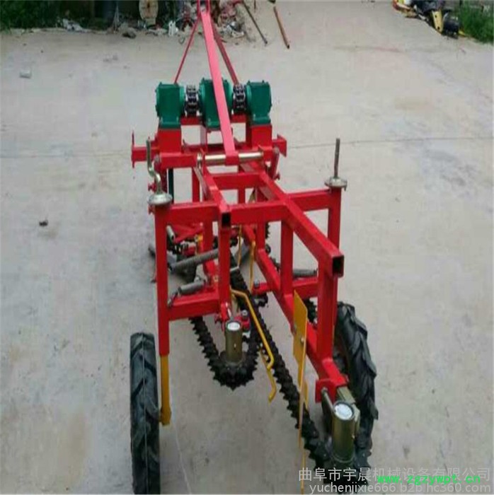 新型花生收获机 宇晨拖拉机带的平地起垄两用花生药材收割机抖土干净图5