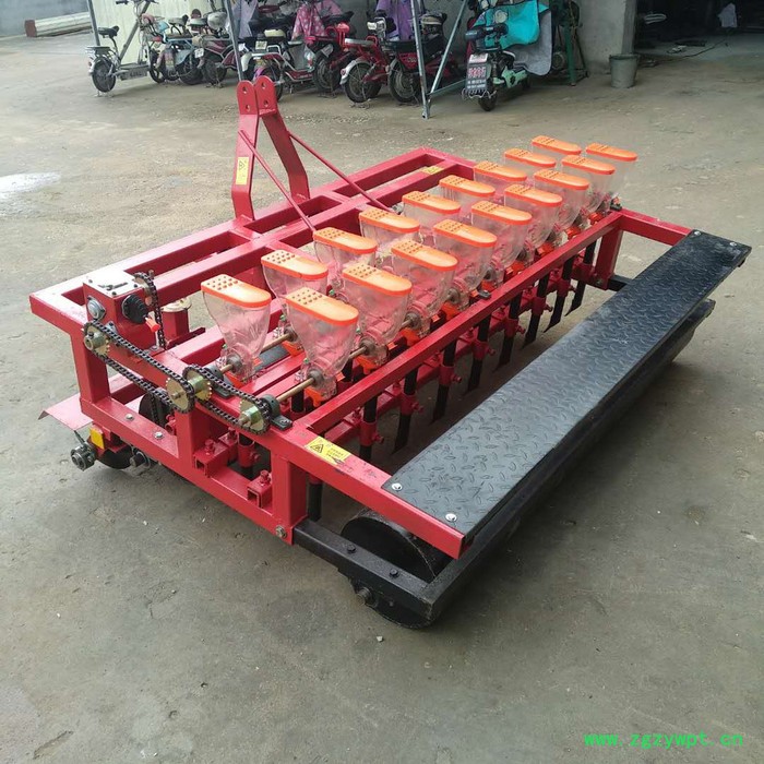 畅销型三行四行手推式播种机 新款手推蔬菜药材播种机 汽油播种机富兴图7