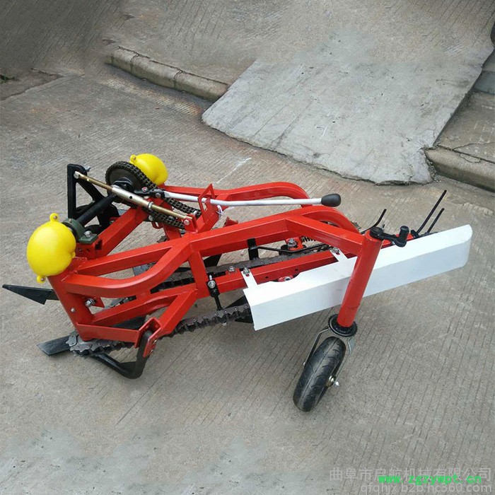 四轮带动夹链式收果机 铺放整齐多功能中药材收获机 起果子机图3