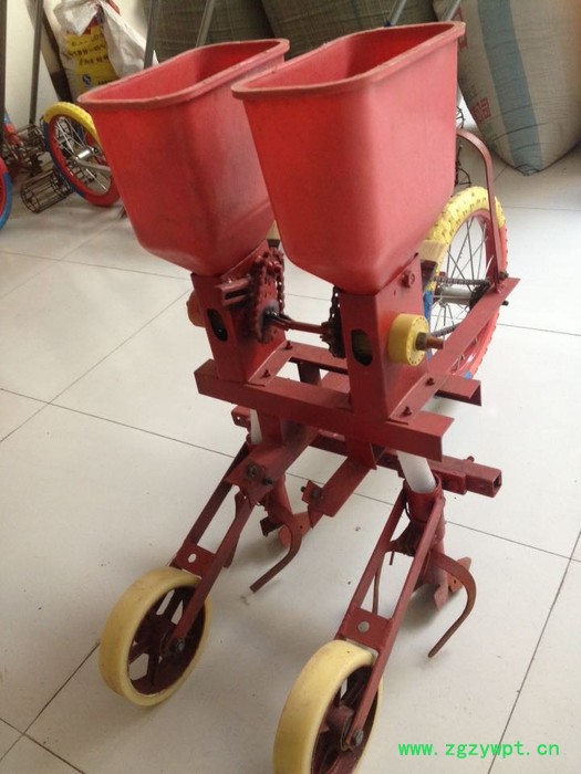 【龙飞种业】 播种机/中药材播种机/人工双行播种机/简单好用的人工机械双行播种机/播种机批发/播种机价格/播种机销售图2