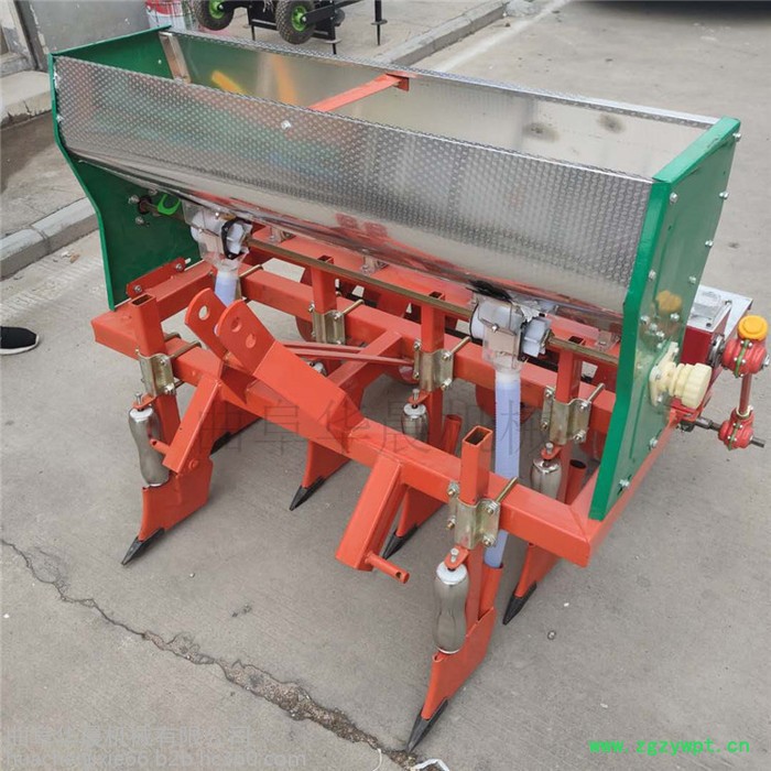 兰州黄芪药材收获机  HC-BZJ黄芪秧苗种植机 华晨柴胡收获机图2