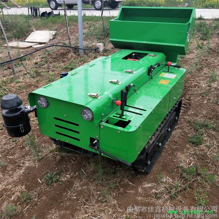 宽度为1米的多功能履带施肥机   柴油自走式施肥起垄回填机  佳鑫牌遥控履带打药机视频图2