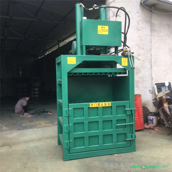 10行谷子桔梗药材播种机 苜蓿牧草下种机 小颗粒蔬菜播种机视频图5