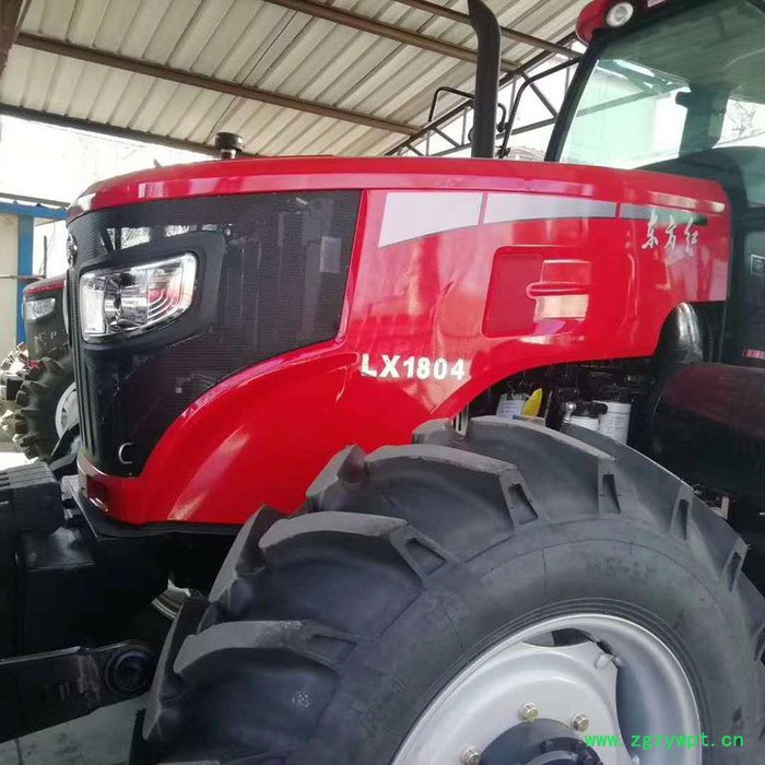 东方红2004六缸柴油电喷拖拉机 双油箱配置的拖拉机 微爬档可带药材收获机图5