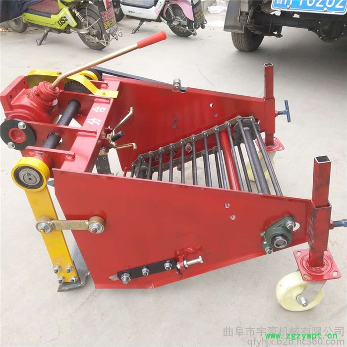 药材收获机 地瓜洋芋土豆收获机 地下根茎薯类出土机图7