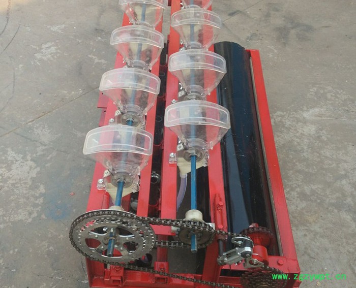 农康自走6行 自走式蔬菜播种机 汽油机蔬菜播种机 大型花卉药材点播机 手推蔬菜谷物精播机图4