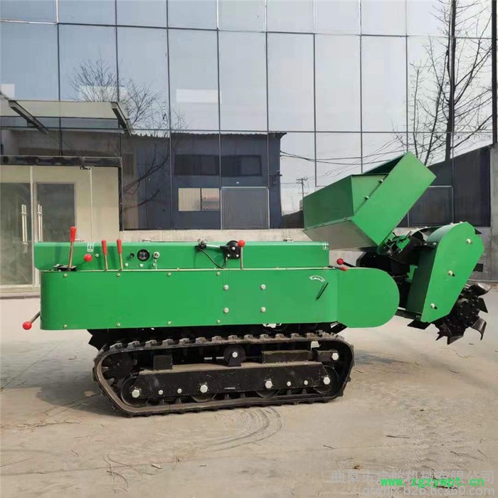 多功能履带打药施肥机 启航山丘开沟机 林园开沟施肥机图2