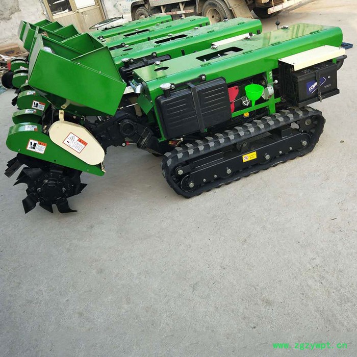 青橙果园开沟施肥机 果园施肥开沟机 田园除草打药机图片图6