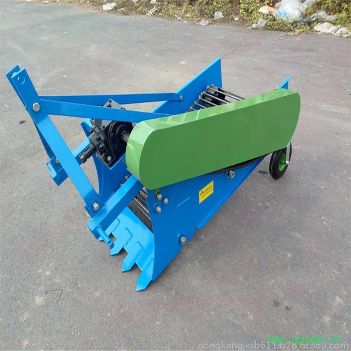 农康土豆收获机 皮带80公分红薯收获机 后输出传动挖土豆设备 根茎药材起收机图2