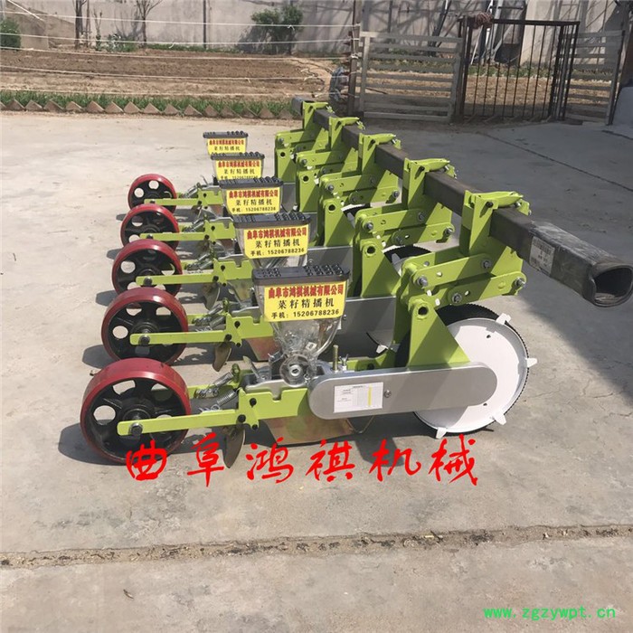 振兴区手推式药材播种机轻便人力白菜播种机图3