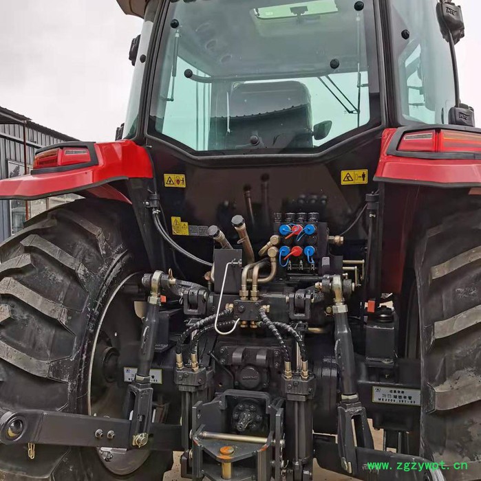 凯特2104大马力轮式拖拉机 16+16梭式换挡 微爬档可带拌合机 药材收获机 大型农用拖拉机图4