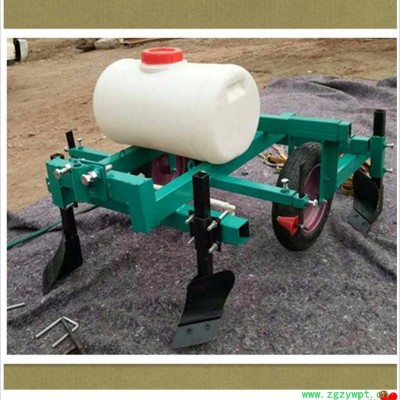 多功能起垄铺膜喷药施肥机图片 花生起垄喷药播种机**