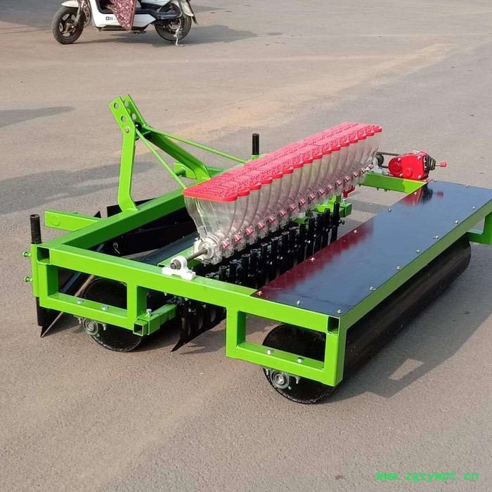 富兴机械生产汽油自走中药材免间苗播种机 通辽市胡萝卜谷子白菜精播机厂家图4