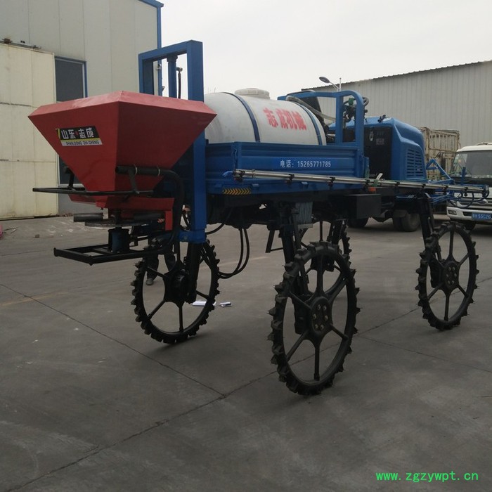 全新直供大型四驱打药车玉米小麦灭虫农药喷洒机自走式施肥机图3