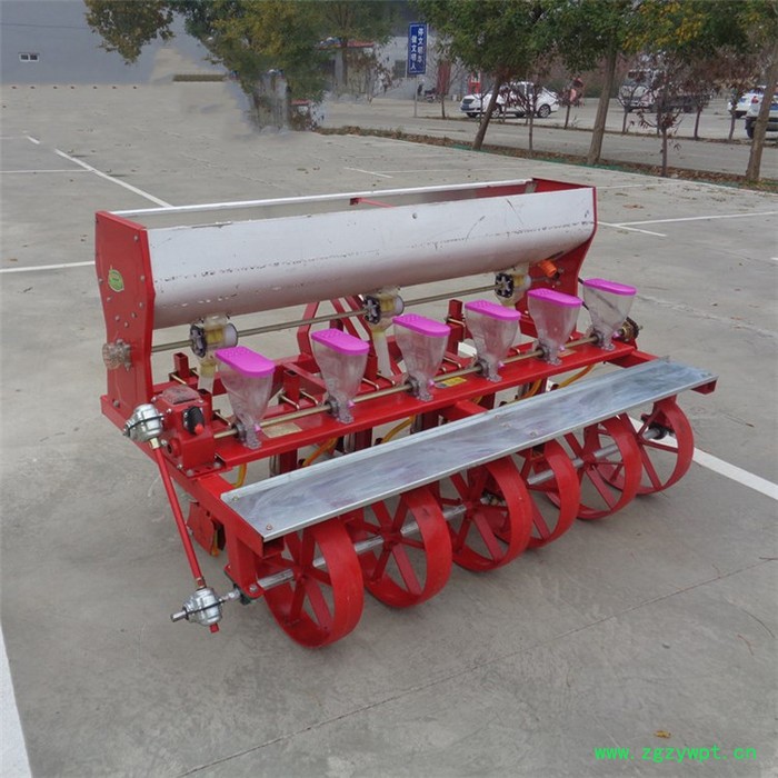 播种黄芩药材的播种机 中药材播种施肥机 华晨机械图2