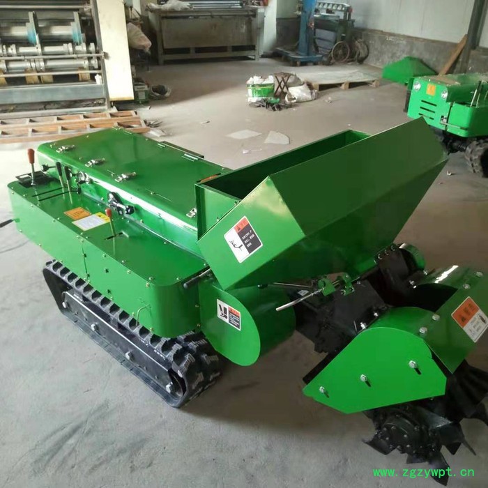 科博果园下旋耕施肥机  带打药功能履带开沟机 人工自动回填果园开沟施肥机图3