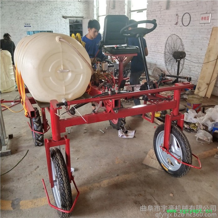 三轮打药车 自走式药材打药机 四轮自走式柴油打药车 价格图6