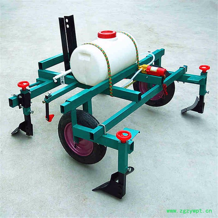 内蒙古 药材喷药覆膜机价格 四行花生玉米起垄施肥播种喷药机图7