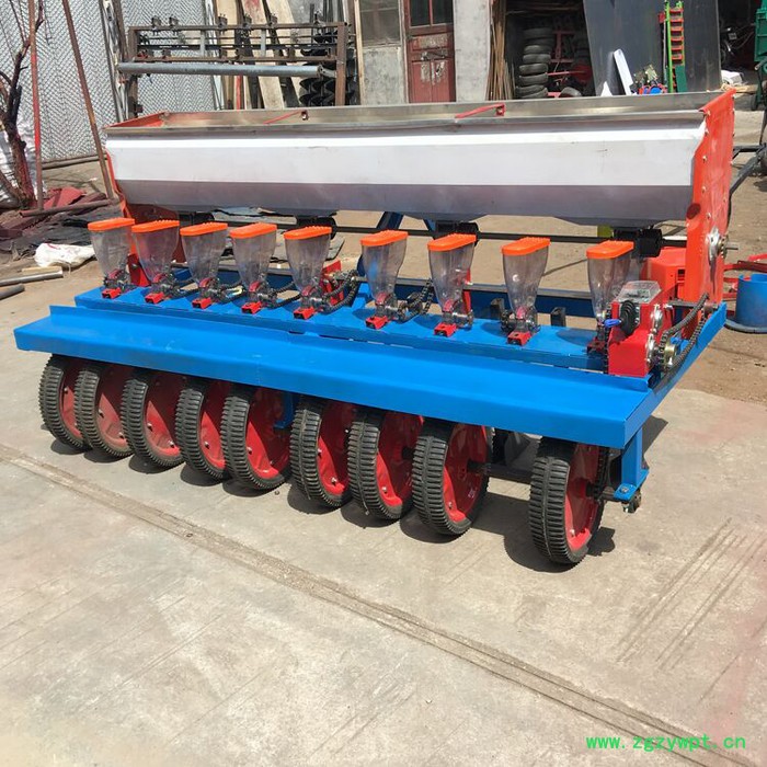 宏博 大豆播种施肥机 多用途玉米播种机 花生喷药播种覆膜机图2