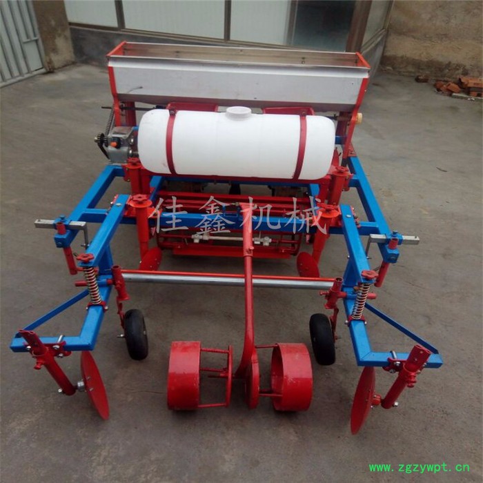 佳鑫JX-OA花生播种机两行 起垄覆膜施肥机一体机 花生种植起垄打药价格图3
